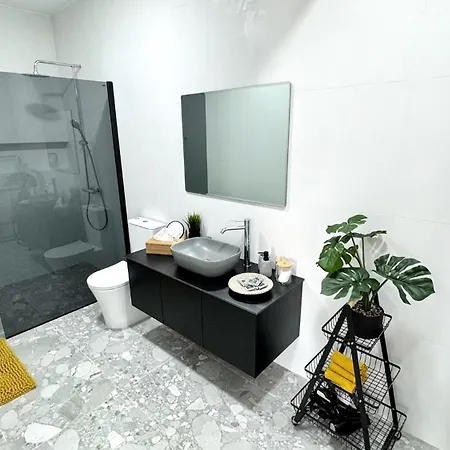 Paradise Apartment