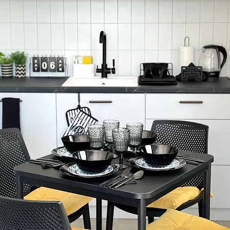 Paradise Apartment *